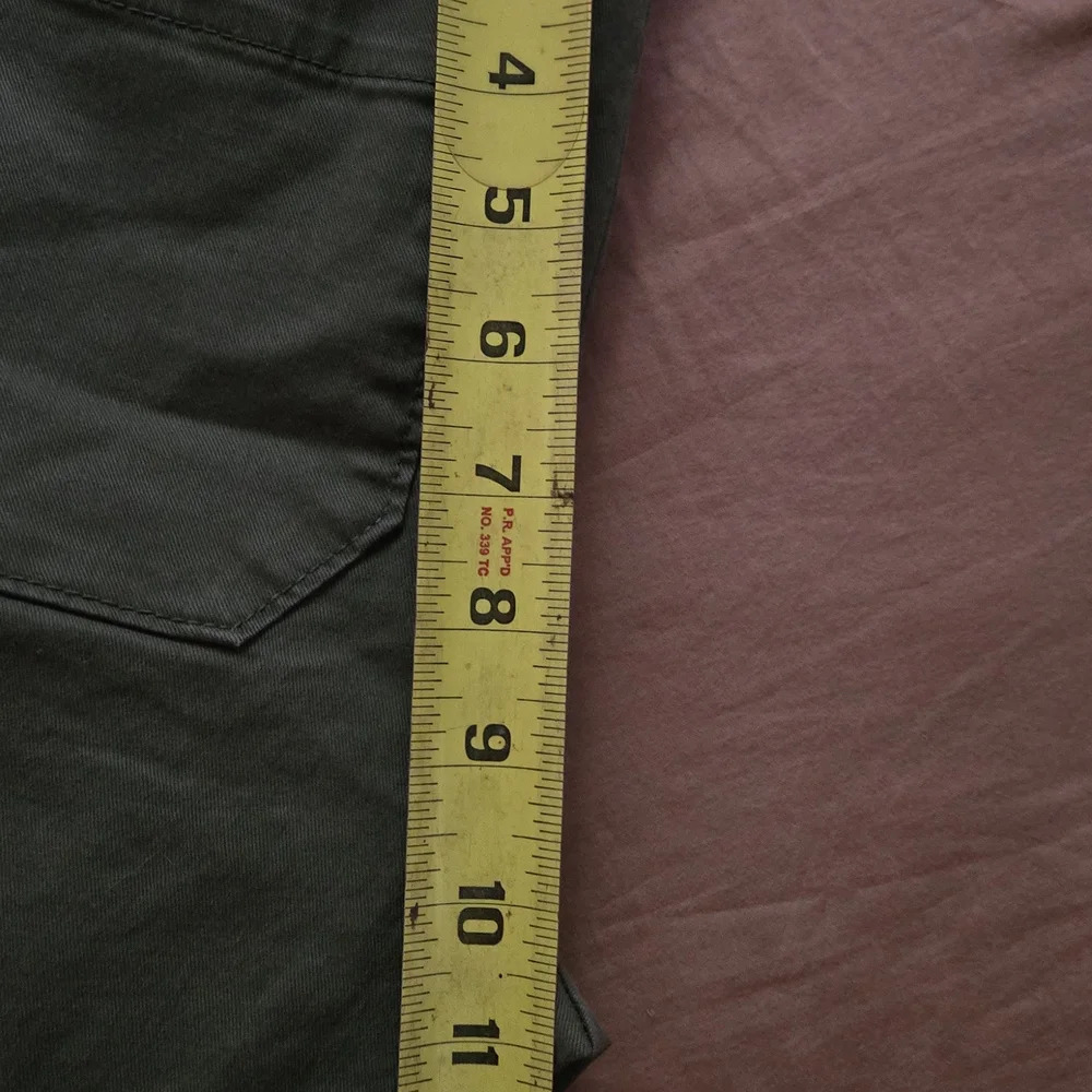 Old Navy Woman's Olive Pants - Picture 5 of 8